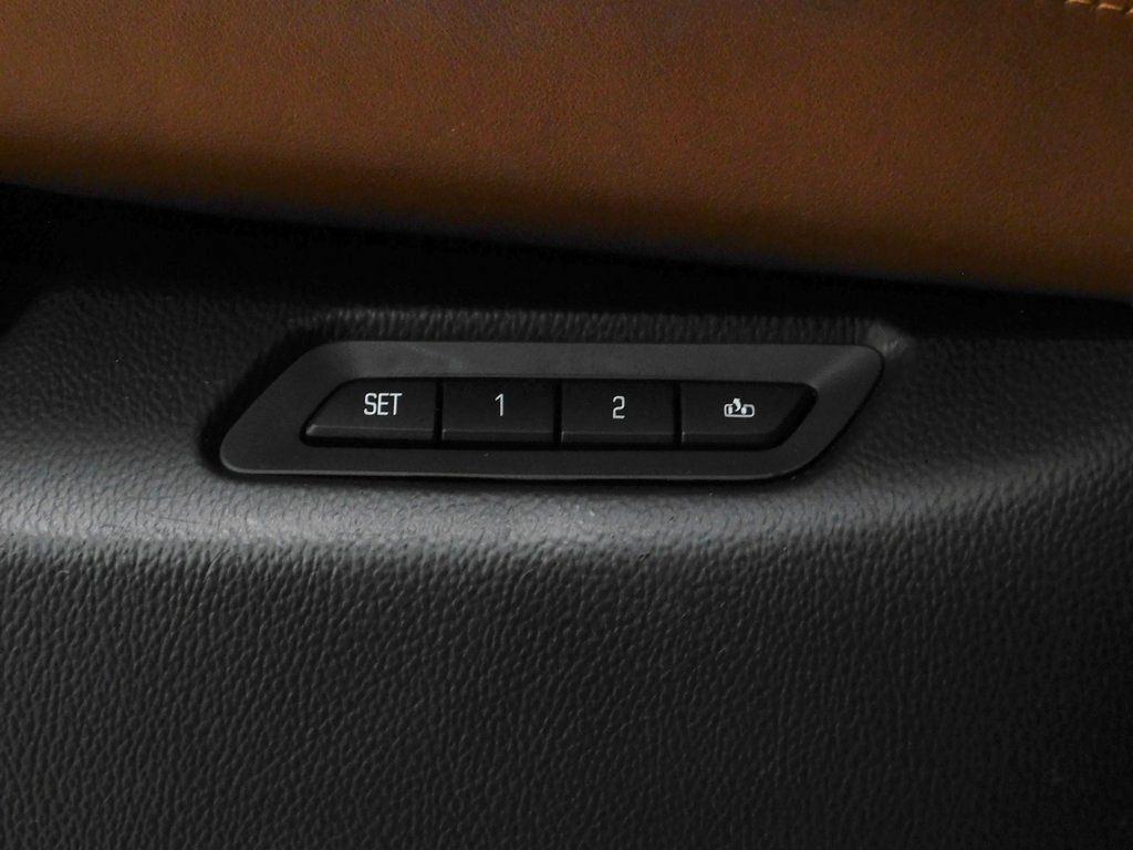 Cadillac Escalade Luxury 2WD 2015