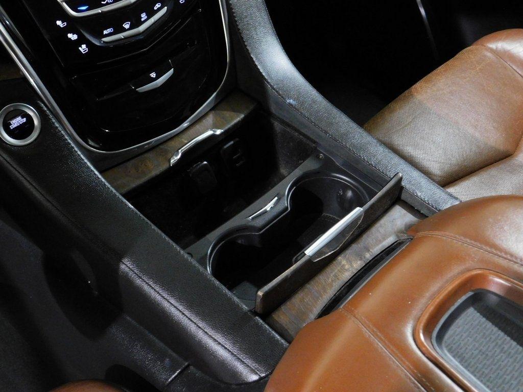 Cadillac Escalade Luxury 2WD 2015