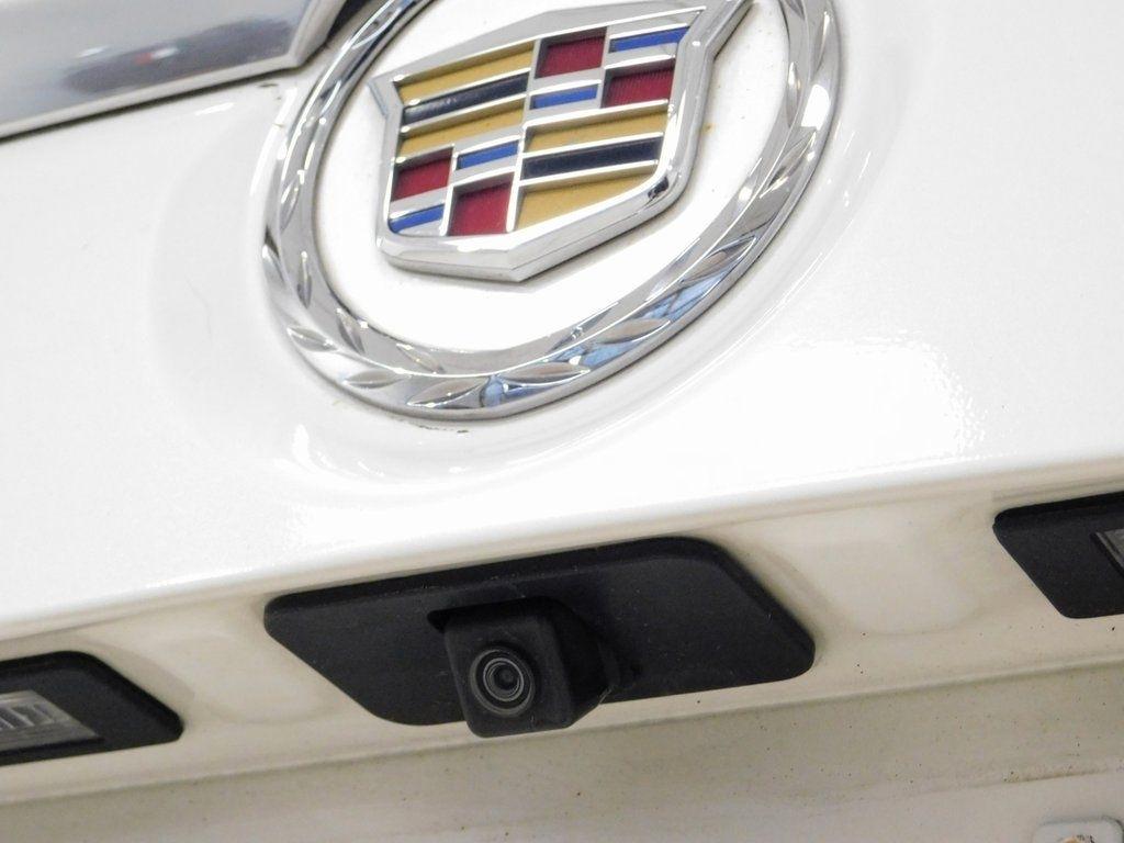 Cadillac Escalade Luxury 2WD 2015