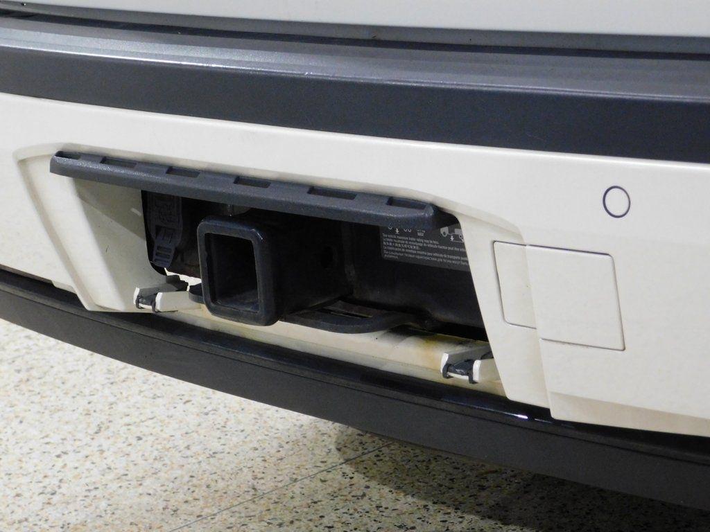 Cadillac Escalade Luxury 2WD 2015