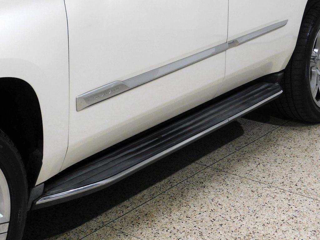 Cadillac Escalade Luxury 2WD 2015