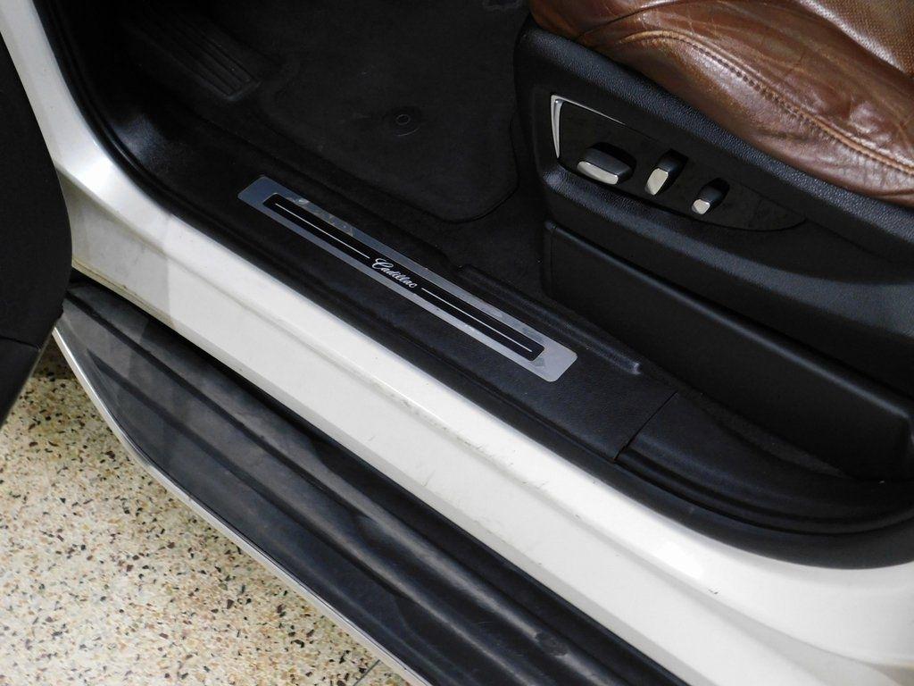 Cadillac Escalade Luxury 2WD 2015