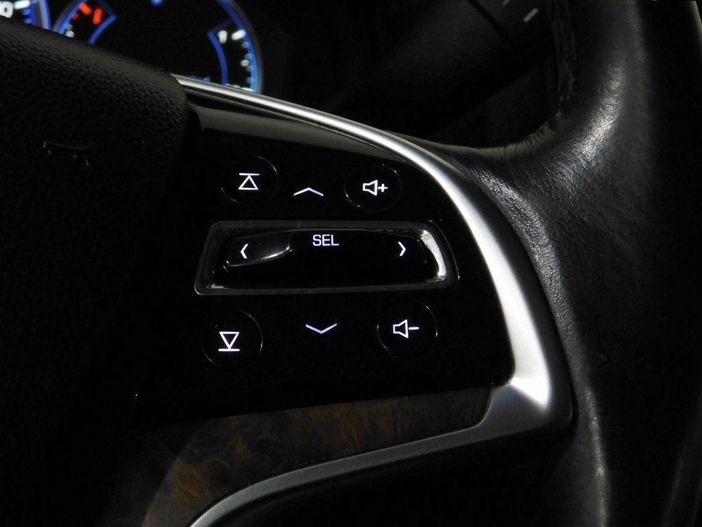 Cadillac Escalade Luxury 2WD 2015