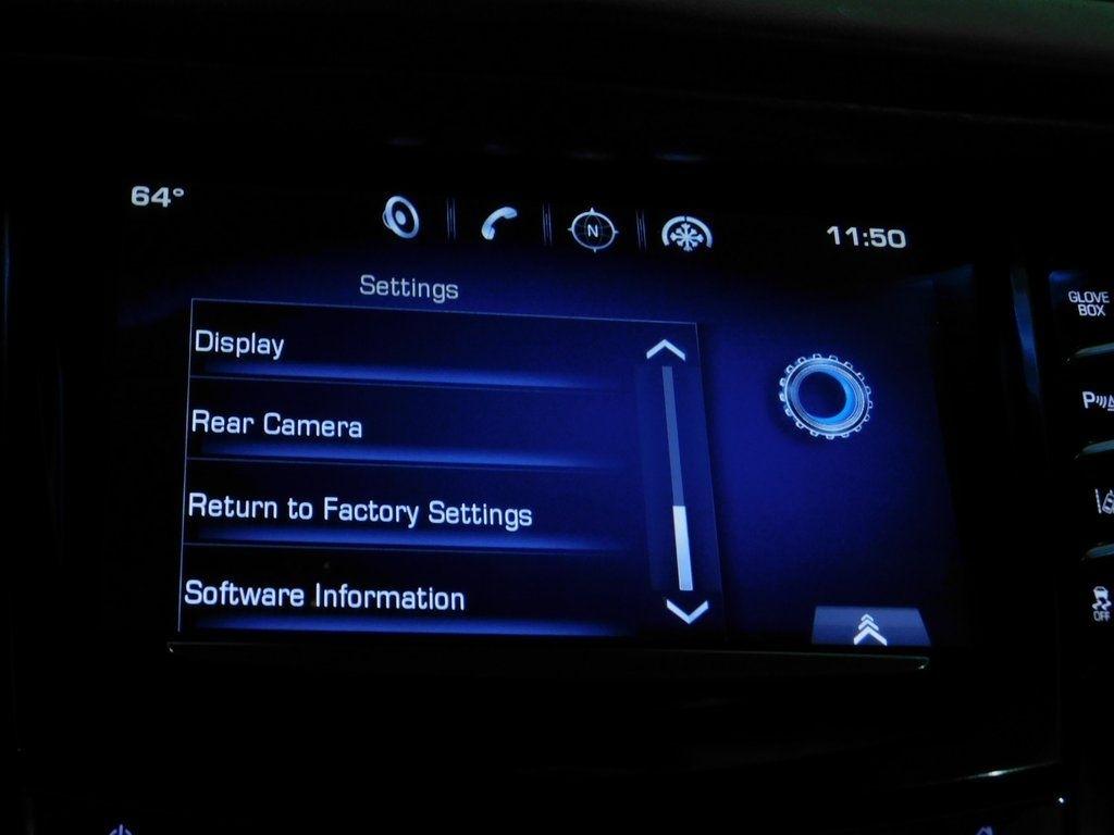 Cadillac Escalade Luxury 2WD 2015