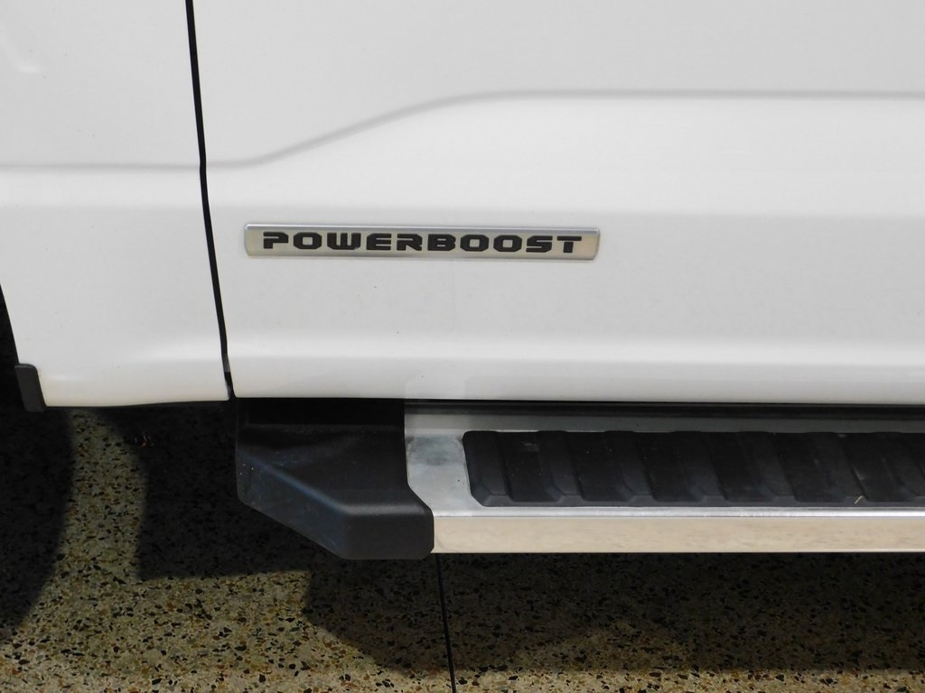 Ford F-150 XLT SuperCrew 5.5-ft. Bed 4WD 2022