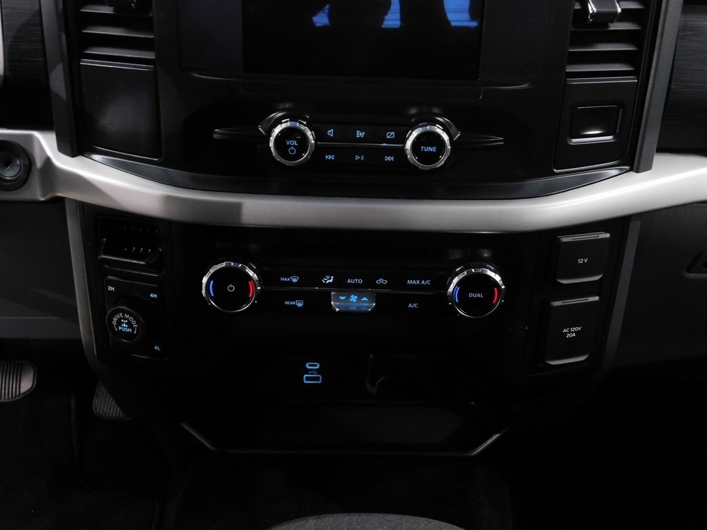 Ford F-150 XLT SuperCrew 5.5-ft. Bed 4WD 2022