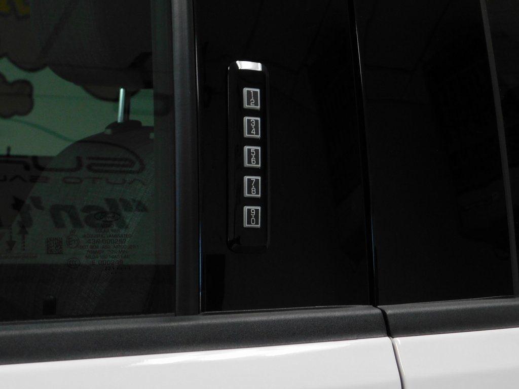 Ford F-150 XLT SuperCrew 5.5-ft. Bed 4WD 2022