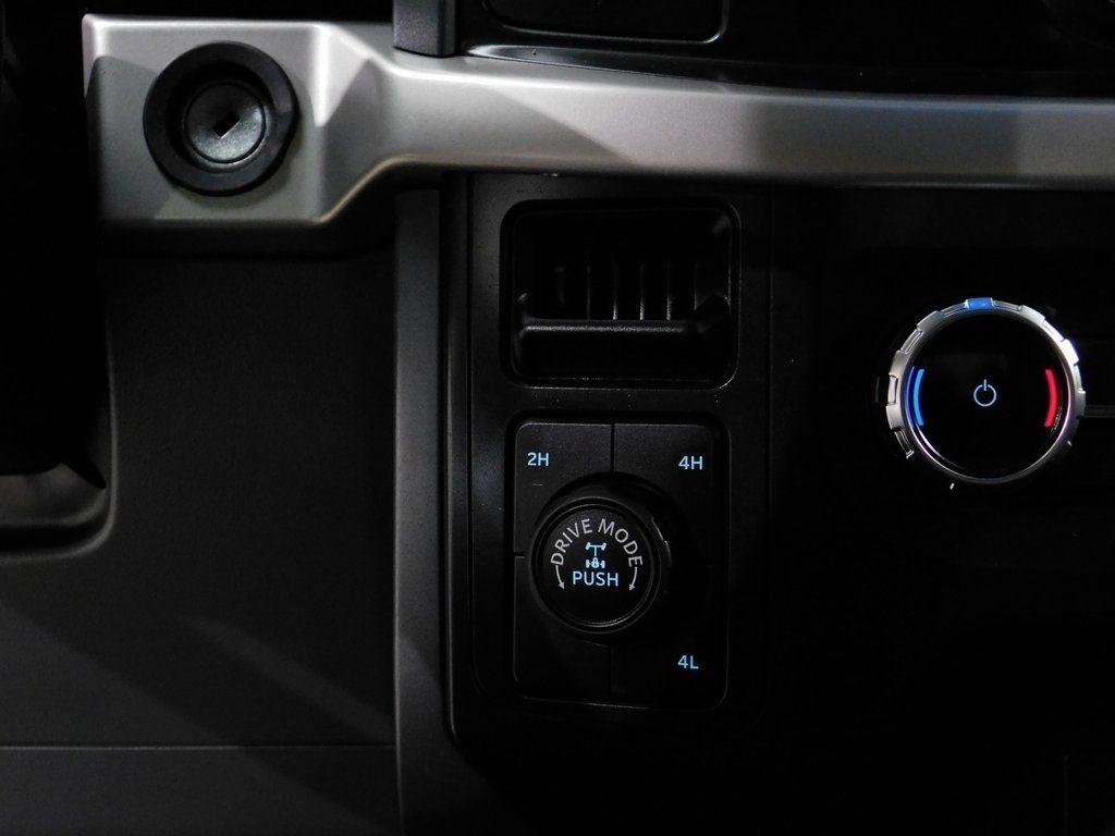 Ford F-150 XLT SuperCrew 5.5-ft. Bed 4WD 2022