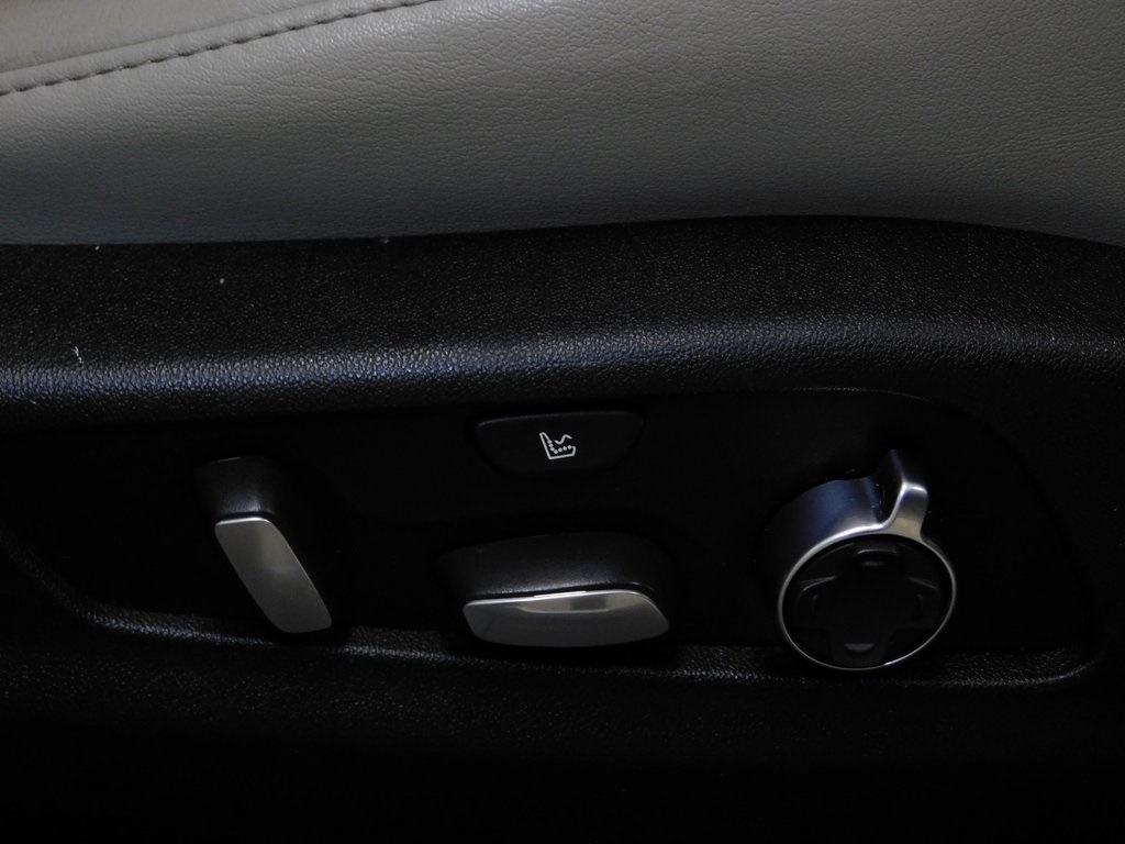 Cadillac XT4 Premium Luxury AWD 2021