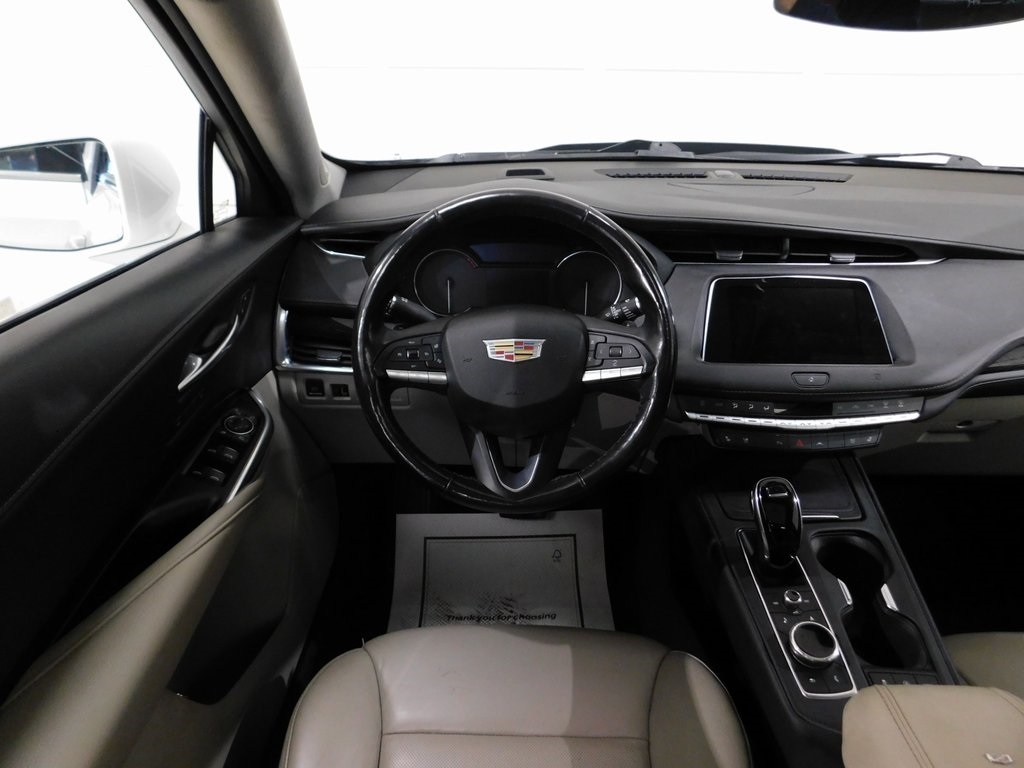 Cadillac XT4 Premium Luxury AWD 2021