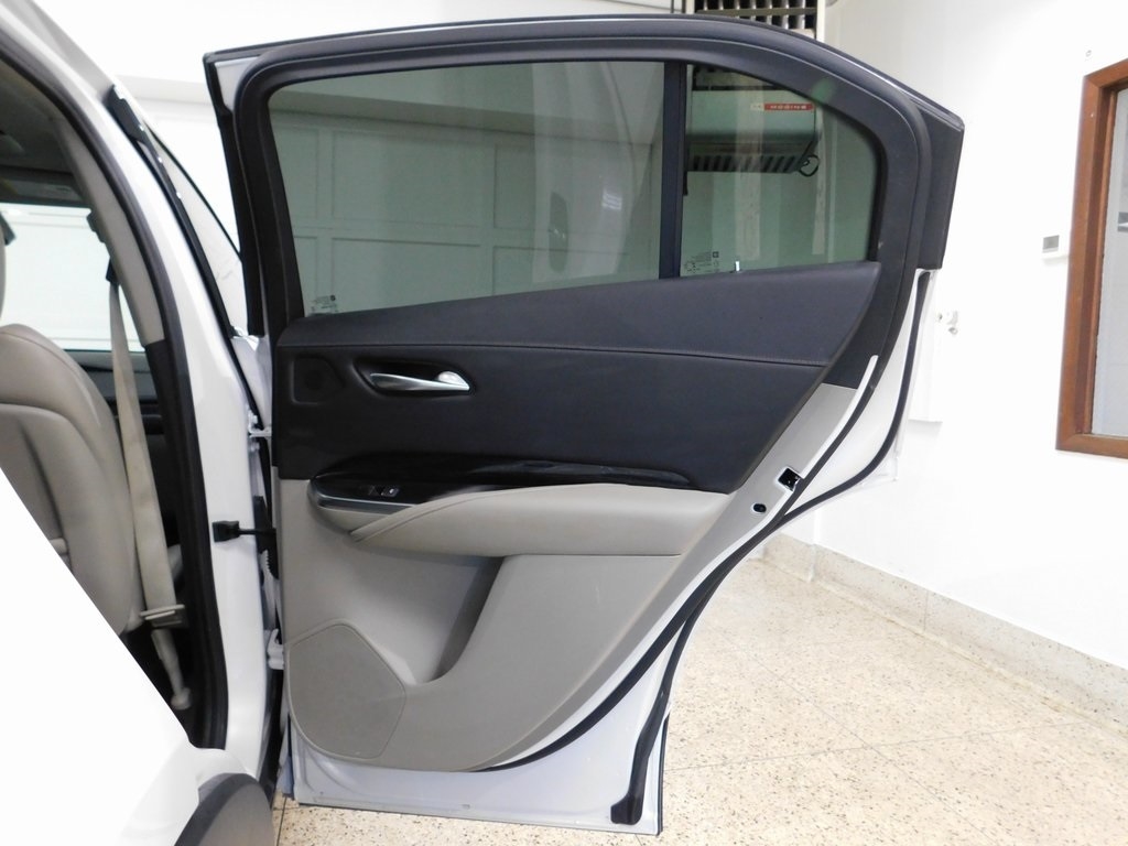 Cadillac XT4 Premium Luxury AWD 2021