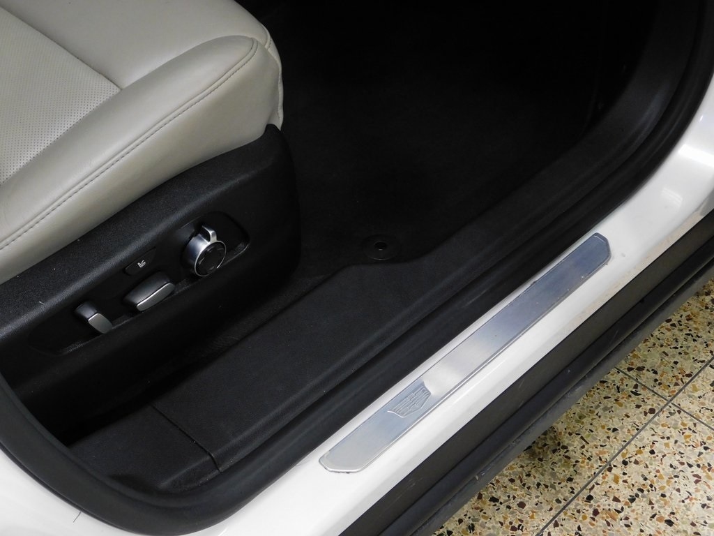 Cadillac XT4 Premium Luxury AWD 2021