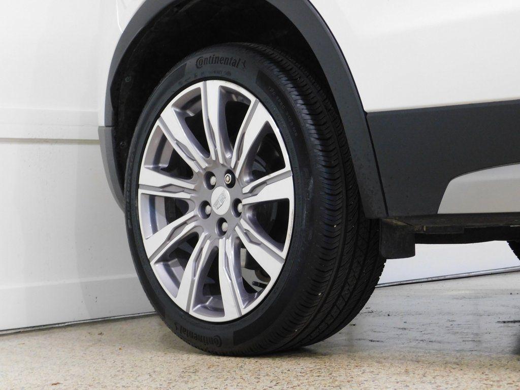 Cadillac XT4 Premium Luxury AWD 2021