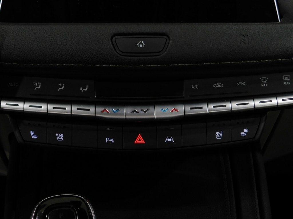 Cadillac XT4 Premium Luxury AWD 2021