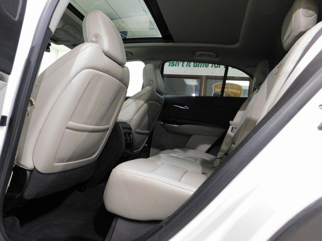 Cadillac XT4 Premium Luxury AWD 2021