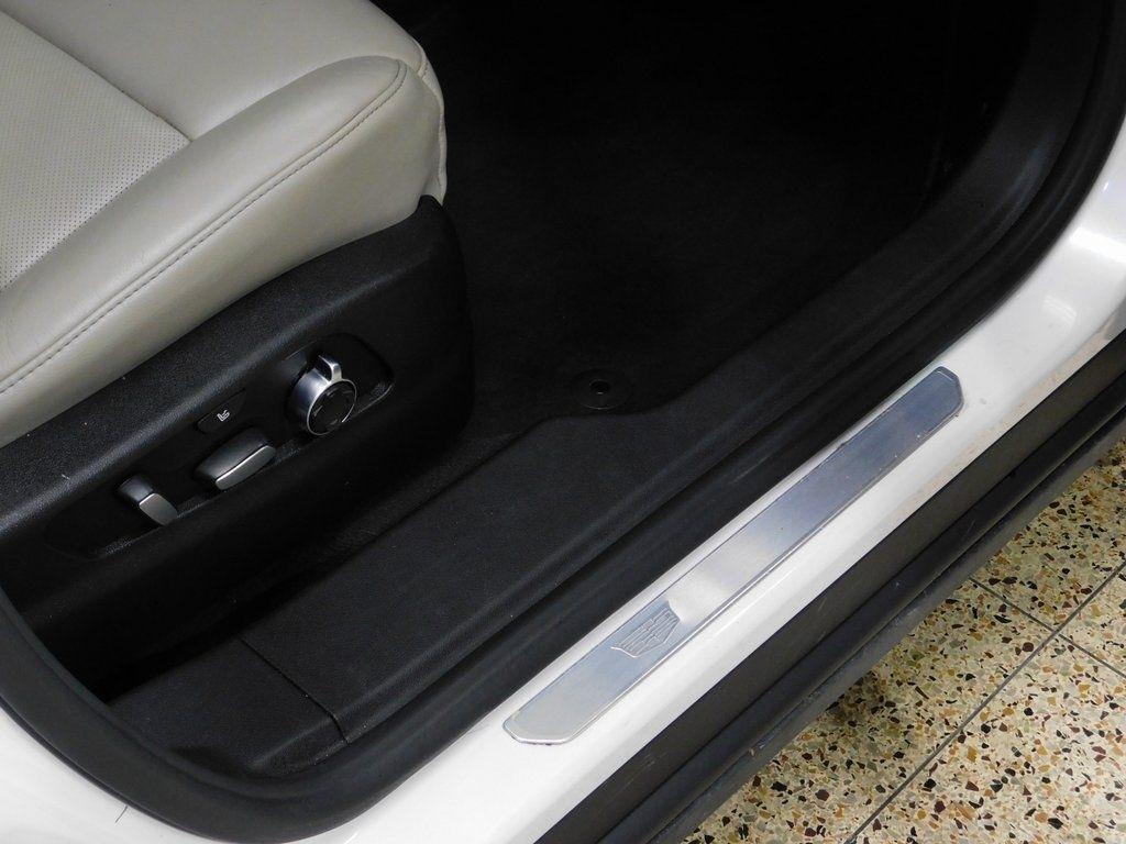 Cadillac XT4 Premium Luxury AWD 2021