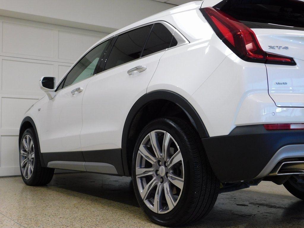 Cadillac XT4 Premium Luxury AWD 2021