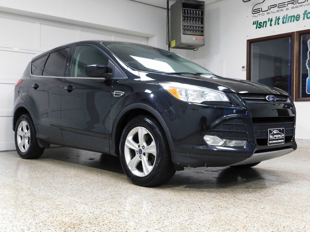 2015 Ford Escape SE photo 2