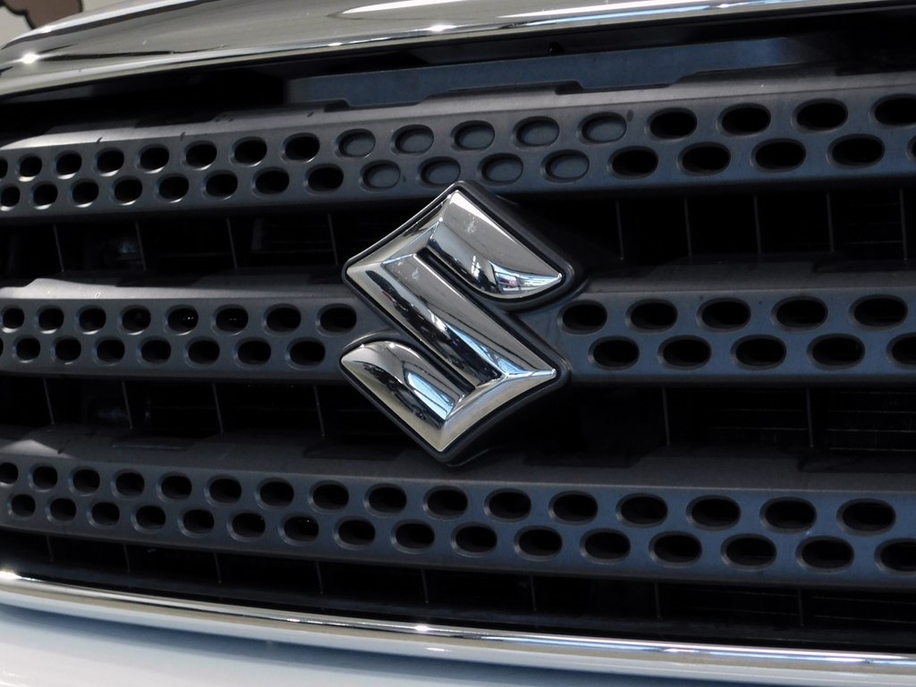 Suzuki Equator Ext Cab 2WD 2010