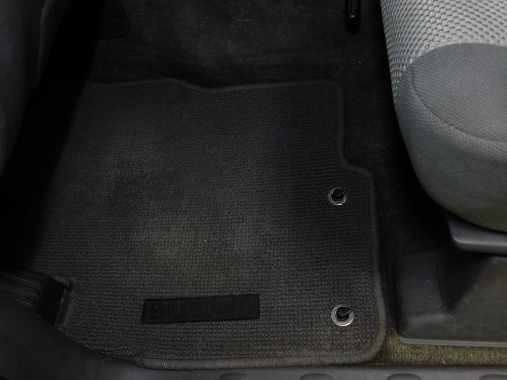 Suzuki Equator Ext Cab 2WD 2010