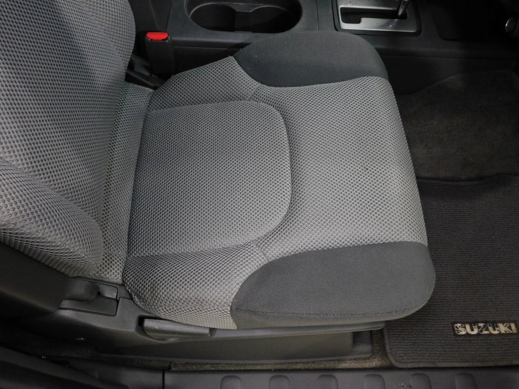 Suzuki Equator Ext Cab 2WD 2010