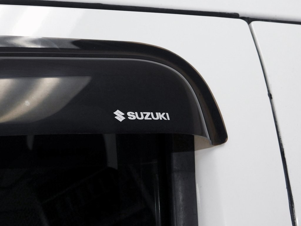 Suzuki Equator Ext Cab 2WD 2010