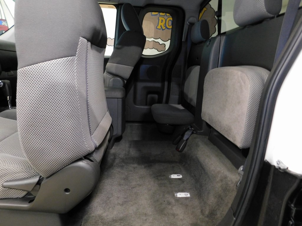 Suzuki Equator Ext Cab 2WD 2010