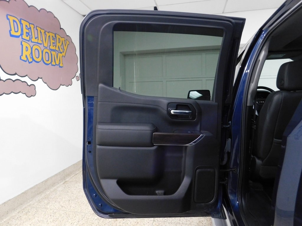 GMC Sierra 1500 SLT Crew Cab Long Box 4WD 2019