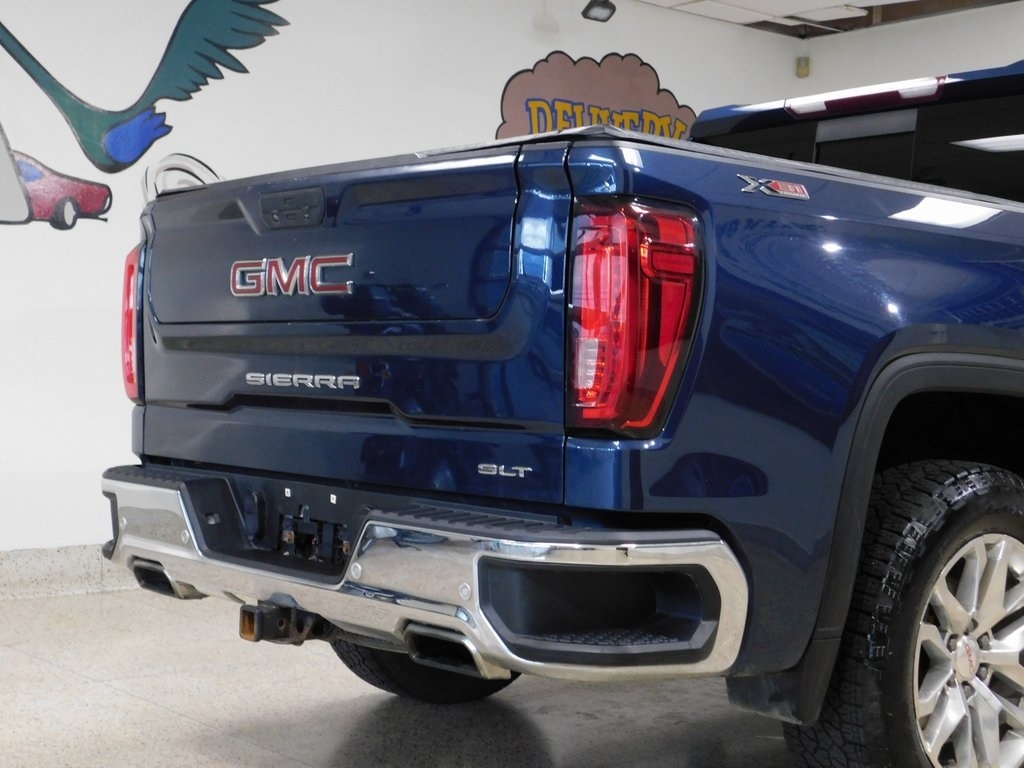 GMC Sierra 1500 SLT Crew Cab Long Box 4WD 2019