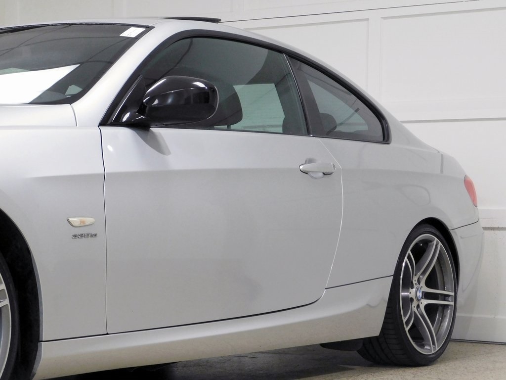 BMW 3-Series 335i Coupe 2011