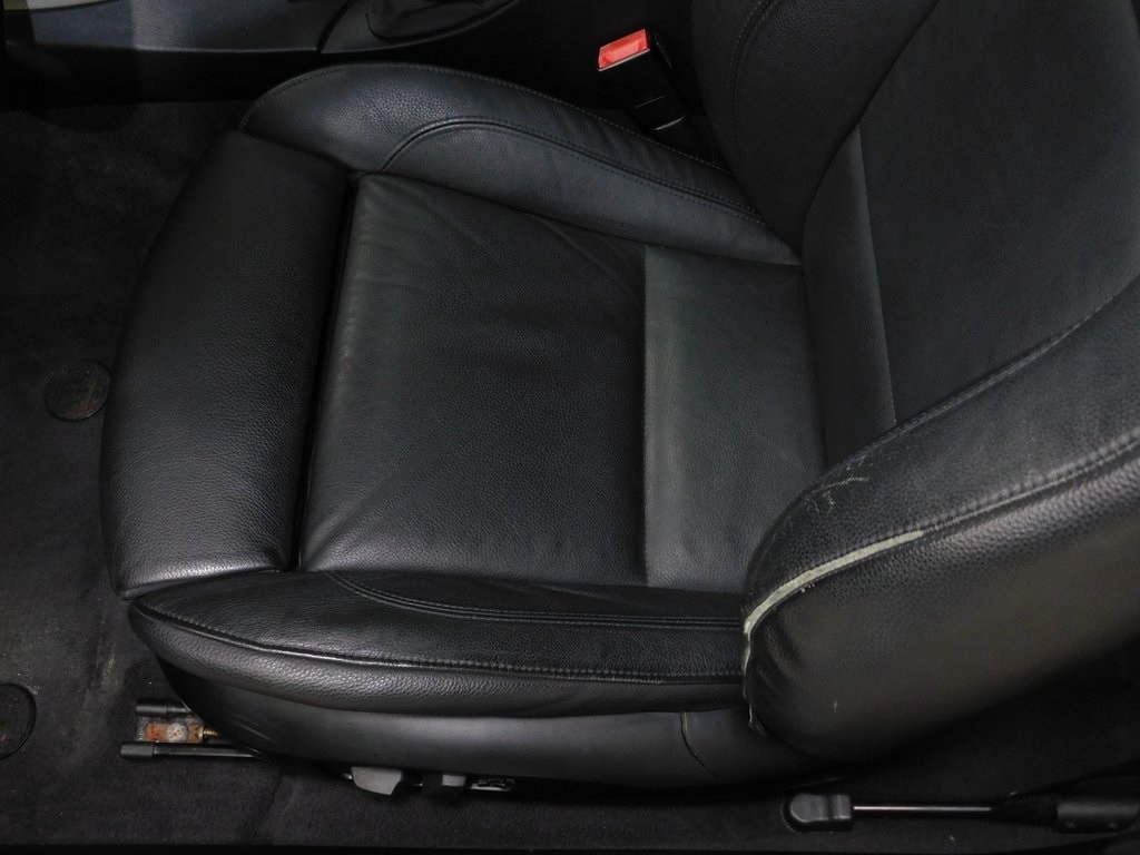 BMW 3-Series 335i Coupe 2011