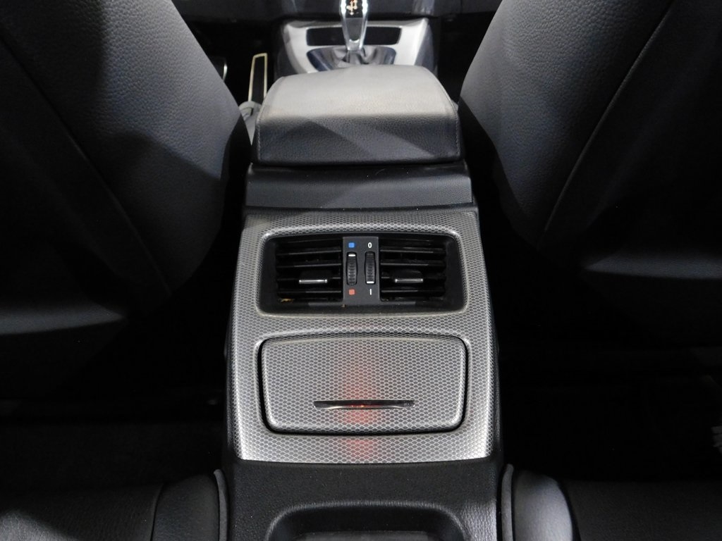 BMW 3-Series 335i Coupe 2011