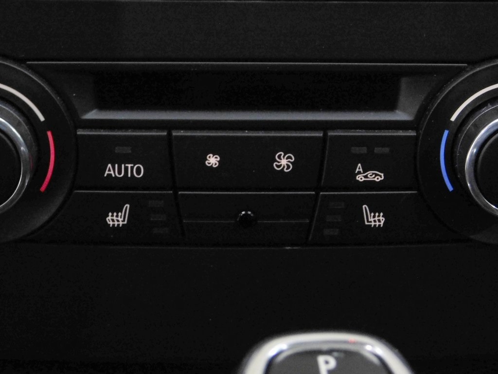 BMW 3-Series 335i Coupe 2011