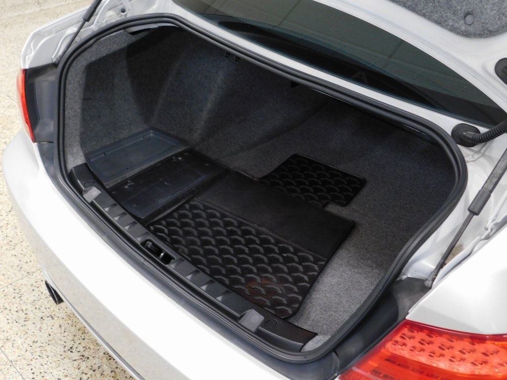 BMW 3-Series 335i Coupe 2011