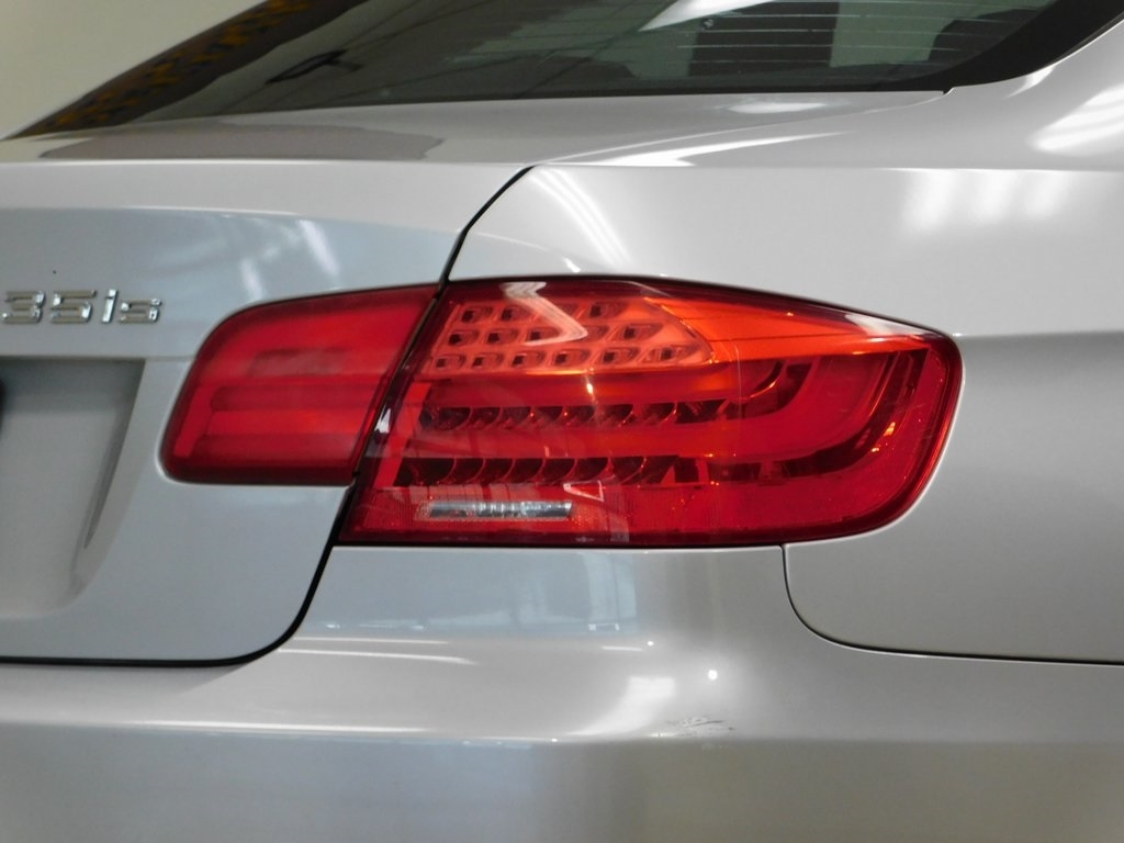 BMW 3-Series 335i Coupe 2011