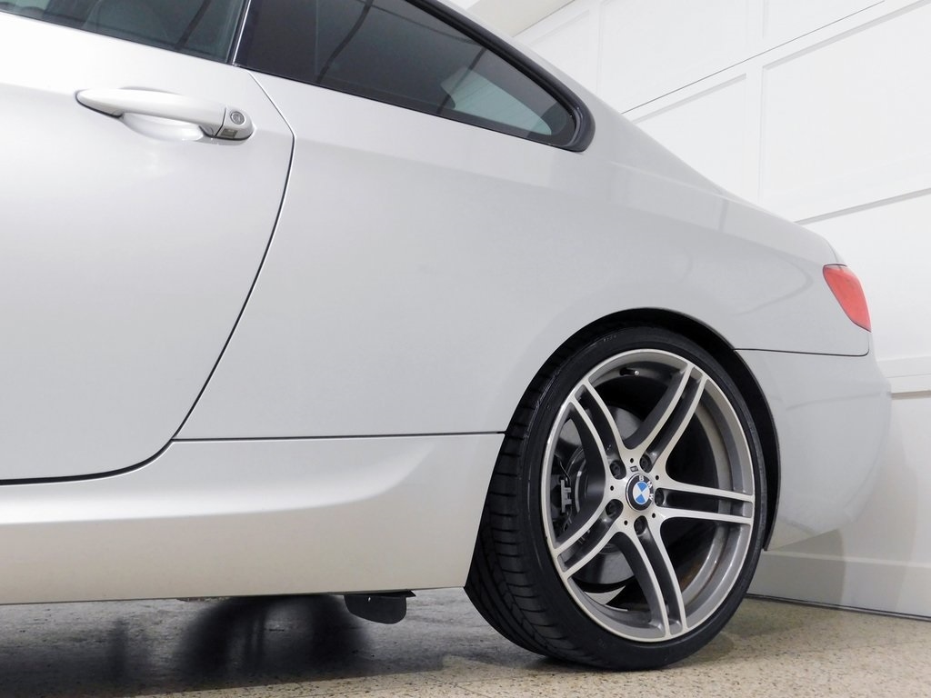 BMW 3-Series 335i Coupe 2011