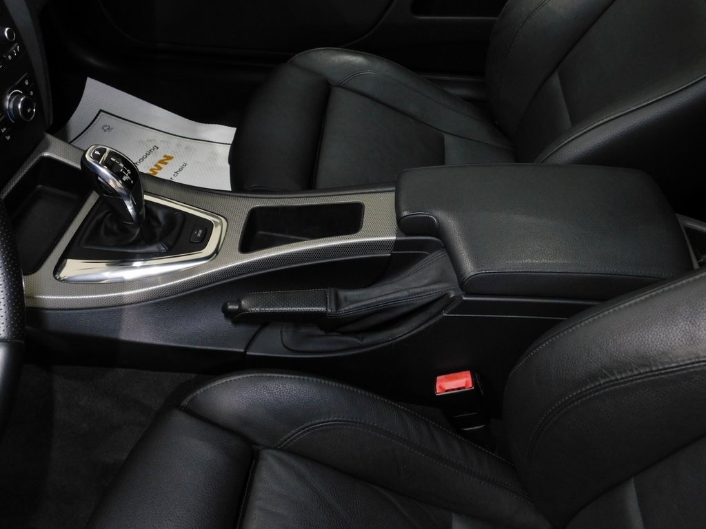 BMW 3-Series 335i Coupe 2011