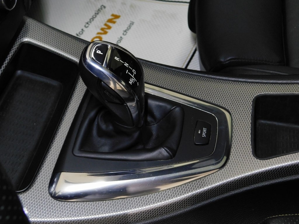 BMW 3-Series 335i Coupe 2011