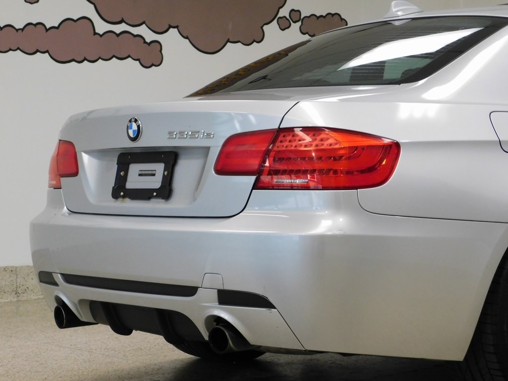 BMW 3-Series 335i Coupe 2011