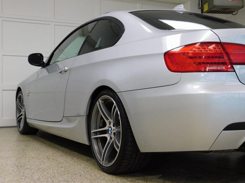 BMW 3-Series 335i Coupe 2011