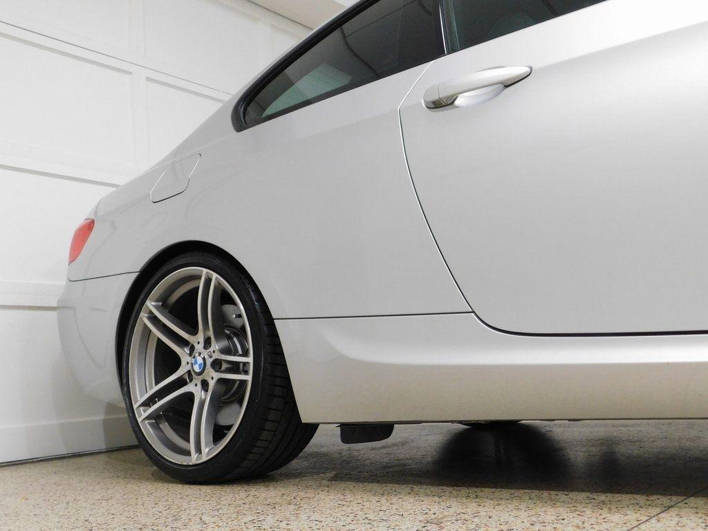 BMW 3-Series 335i Coupe 2011