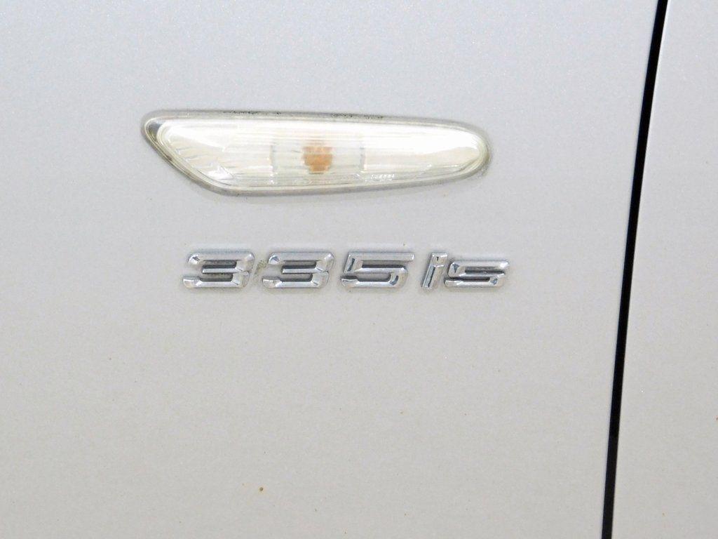 BMW 3-Series 335i Coupe 2011