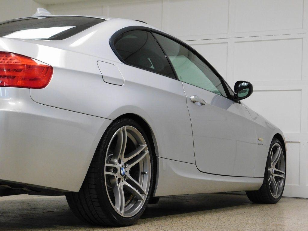BMW 3-Series 335i Coupe 2011