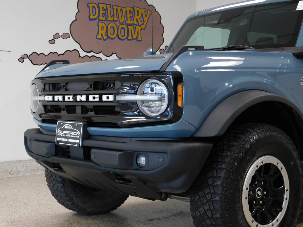 Ford Bronco Outer Banks 4-Door w/Advanced 2022