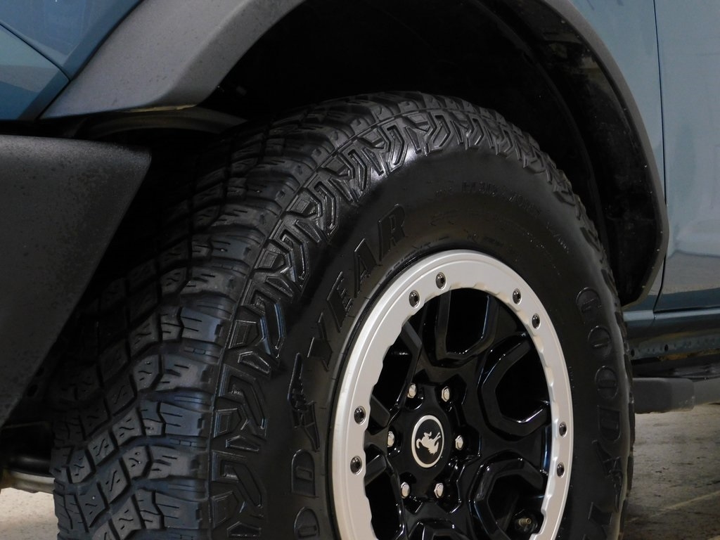 Ford Bronco Outer Banks 4-Door w/Advanced 2022