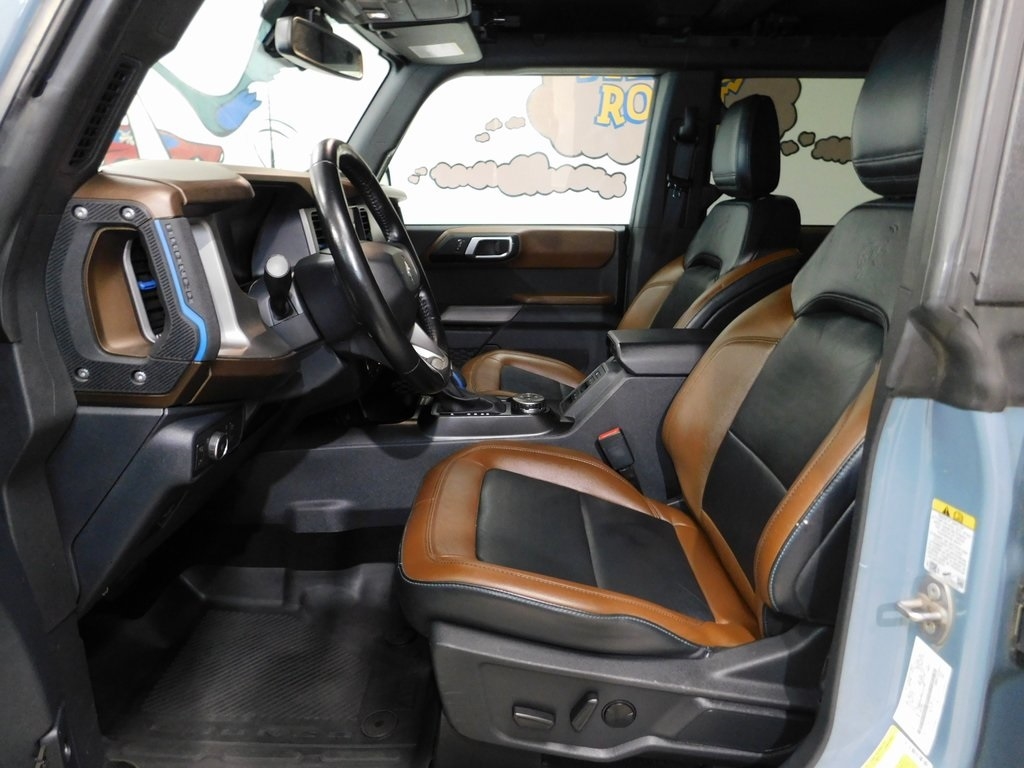 Ford Bronco Outer Banks 4-Door w/Advanced 2022