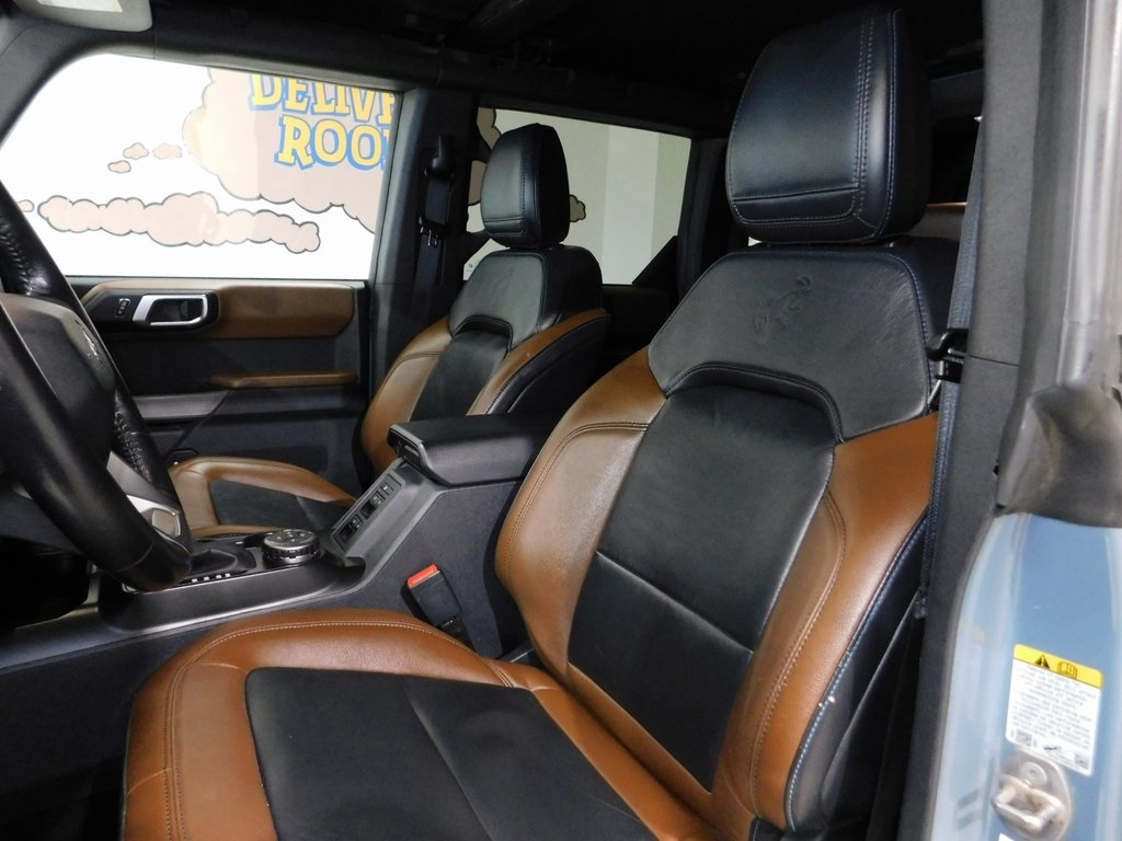 Ford Bronco Outer Banks 4-Door w/Advanced 2022