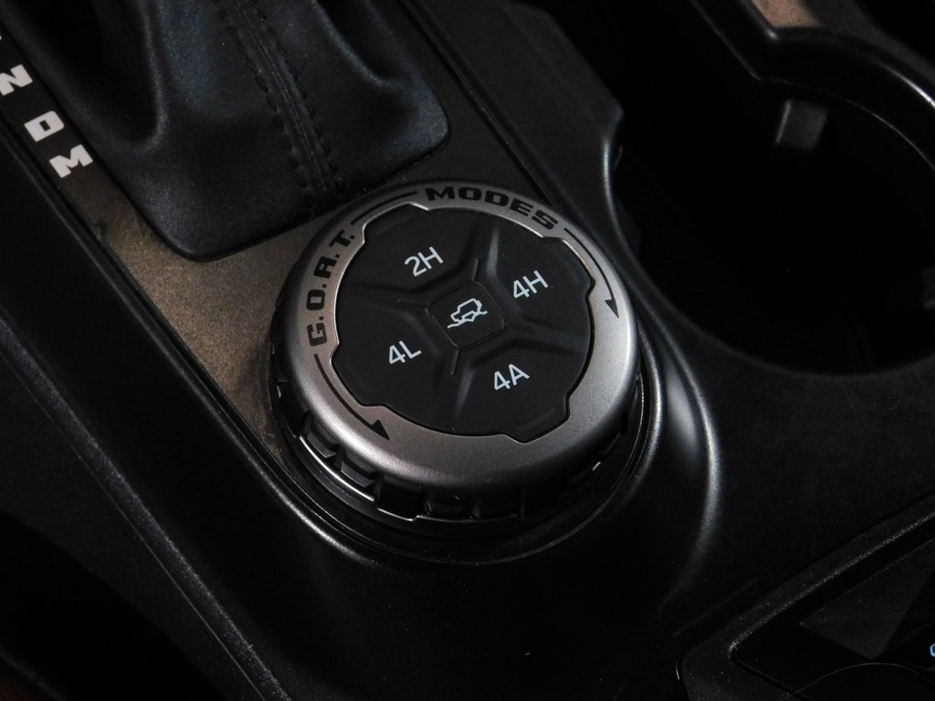 Ford Bronco Outer Banks 4-Door w/Advanced 2022