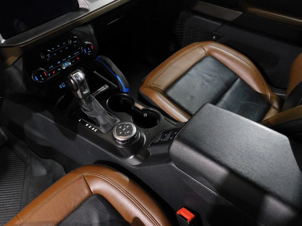 Ford Bronco Outer Banks 4-Door w/Advanced 2022