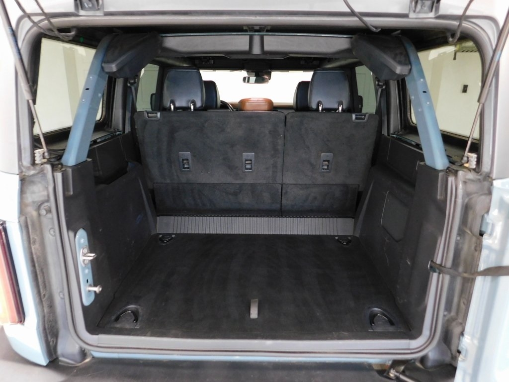 Ford Bronco Outer Banks 4-Door w/Advanced 2022